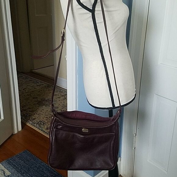 Vintage Etienne Aigner - Picture 1 of 7